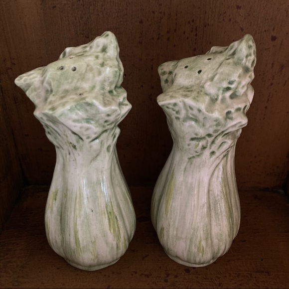 Vintage Celery Salt & Pepper Shakers - Picture 3 of 10